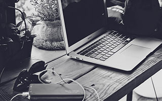 开云体育下载-小卡复出助快艇大胜！利拉德面对贝弗利彻底拉胯