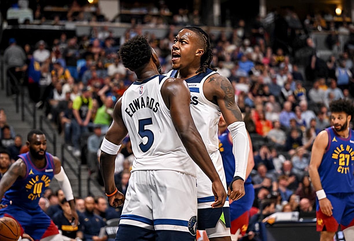 开云体育官网-迅速适应了森林狼的体系，后场新援已经成为了第二阵容的关键人物