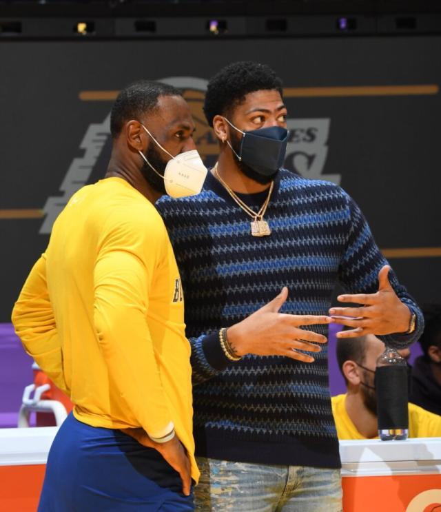 开云体育app-浓眉：我知道詹姆斯不在乎MVP 他想要的是FMVP